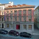 Hotel Ea Embassy