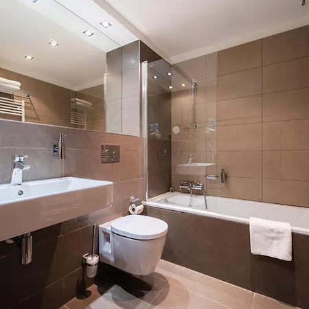 Ea Embassy Hotel Prag