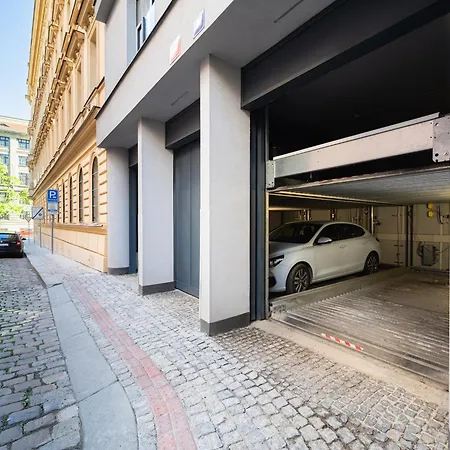 Ea Embassy Praga