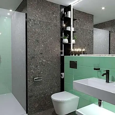Ea Embassy Hotel 4*