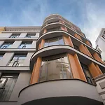 Hotel Ea Embassy 4*